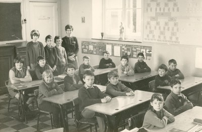 Ecole communale d'Aubel - Classe de 3e, 4e, 5e et 6e années primaires de Mme Jeanine Maréchal