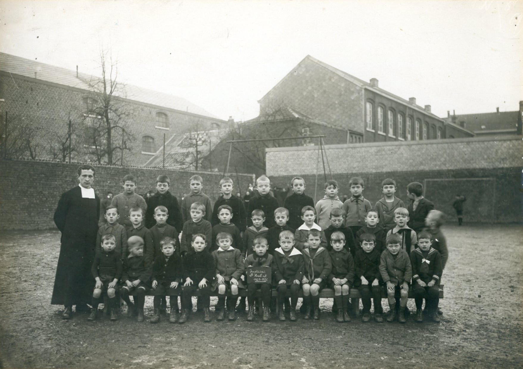 Enseignement Ecole des frères Frère Julien 1925-1926 - Ecole libre d'Aubel012.jpg