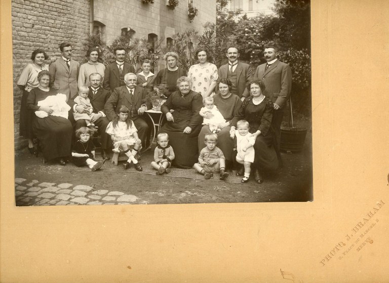 Famille Stassen septembre 1923 - Geneviève Hoebanx003.jpg