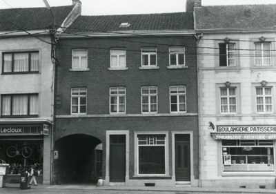 Maison place Nicolaï n°21