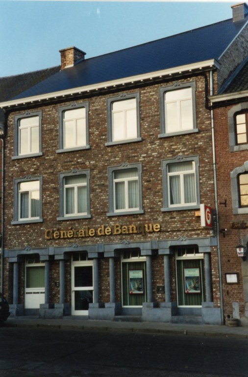 Avant Après Place Albert Ier Michel Piret031.jpg