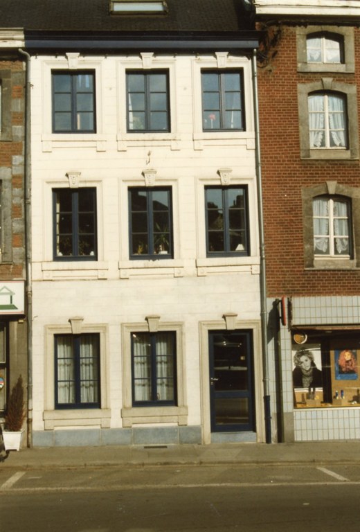 Avant Après Place Antoine Ernst Michel Piret019.jpg
