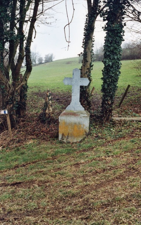 Patrimoine Croix chemin de la chapelle Ste-Anne  XXXX - Albert Mager032.jpg