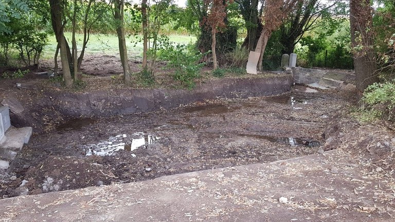 5 Pisciculture ou étang à truites le long de la Bel 2022.jpg