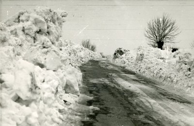 La route du cimetière américain en 1943