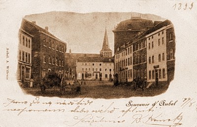 Place Antoine Ernst, vue sur l'église