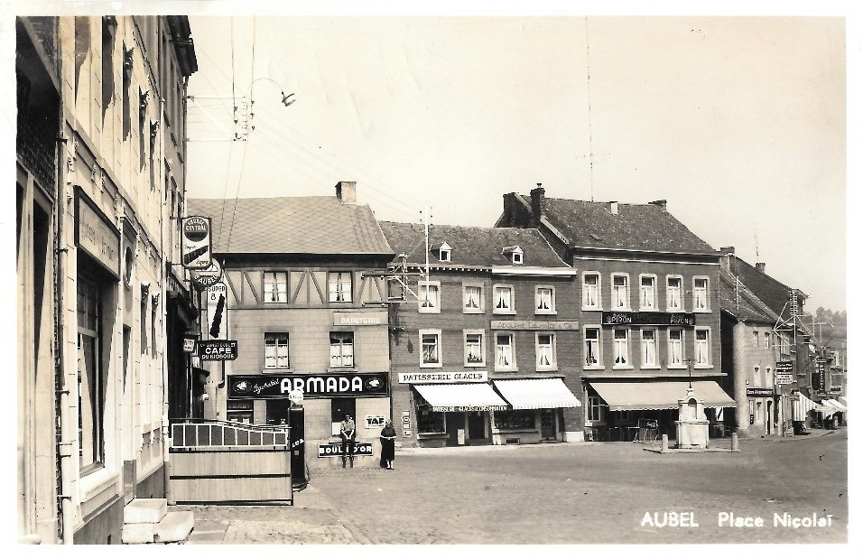 CP Place Nicolaï XXXX - Brée Fernand (33).jpg