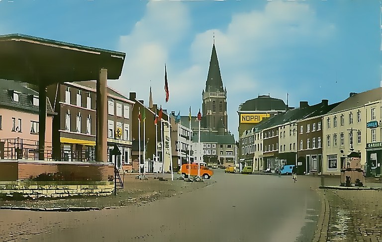 CP Place Nicolaï XXXX - Brée Fernand (43).jpg