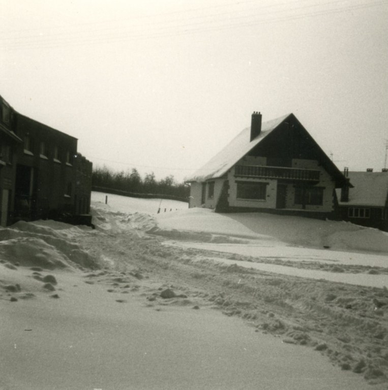 CP et photos rue Tisman chalet Franssen XXXX - Yvon Franssen002.jpg