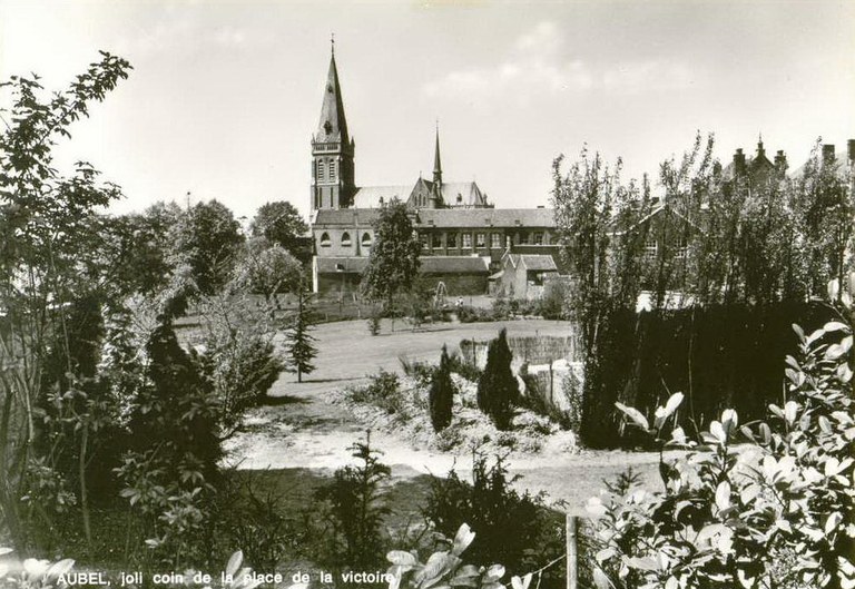 ZelCP Eglise vue de la rue Tisman XXXX - Brée Fernand.jpg