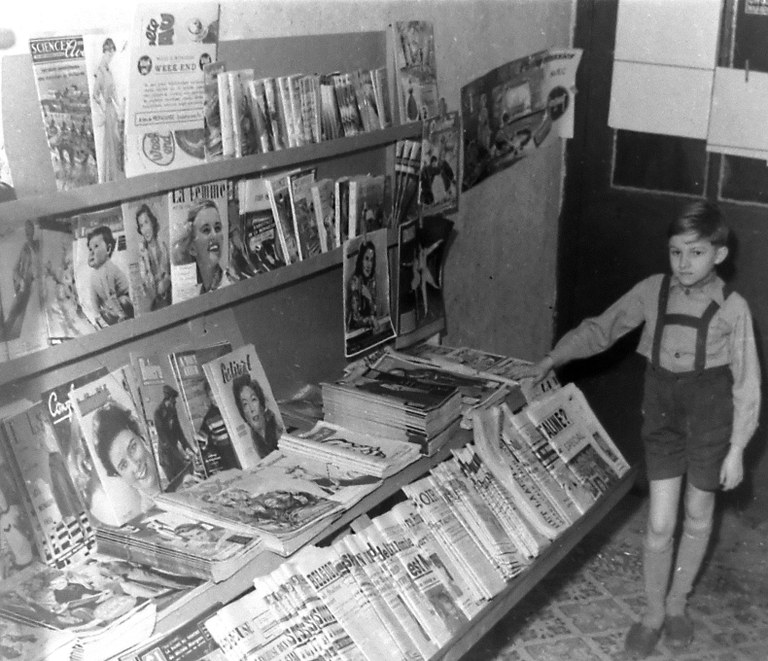 Commerce aubelois Librairie Snoeck rue de Gorhez avec Alphonse Snoeck XXXX - Alphonse Snoeck.jpg