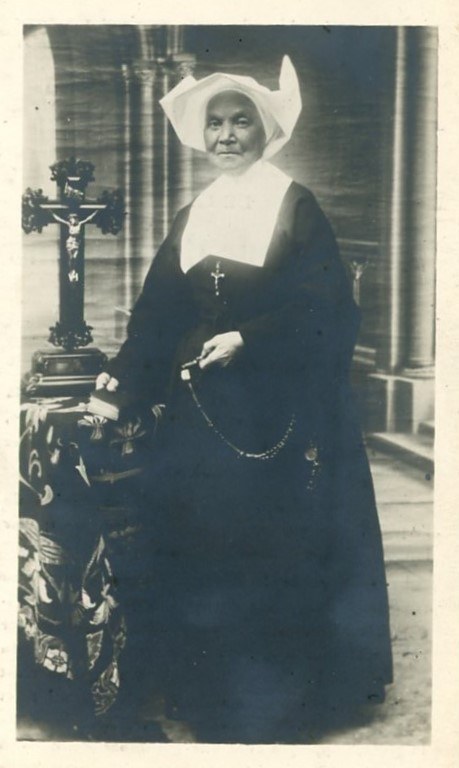 Soeur Constantine, directrice de la maison de repos