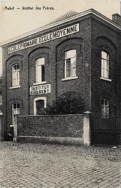 CP rue de la Station Ecole des frères XXXX - Brée Fernand.jpg