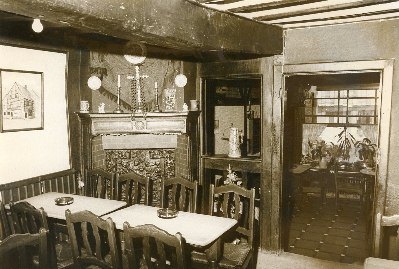 CP et photos Place Antoine Ernst Vieil Aubel  XXXX - Luc Willems001.jpg