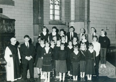 La chorale de La Clouse lors des concerts du printemps de Val-Dieu