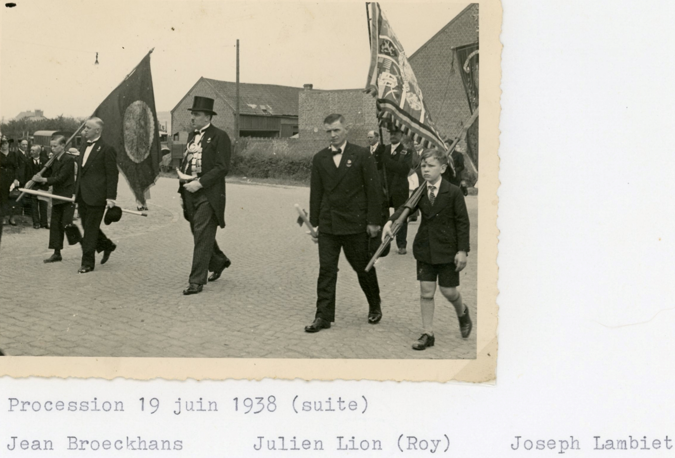 St-Hubert 1938 19 juin Procession024.jpg