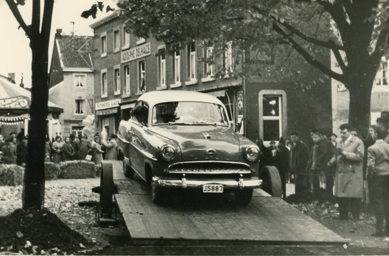 St-Hubert 1955 Date inconnue Le Gymkhana à ses débuts043.jpg
