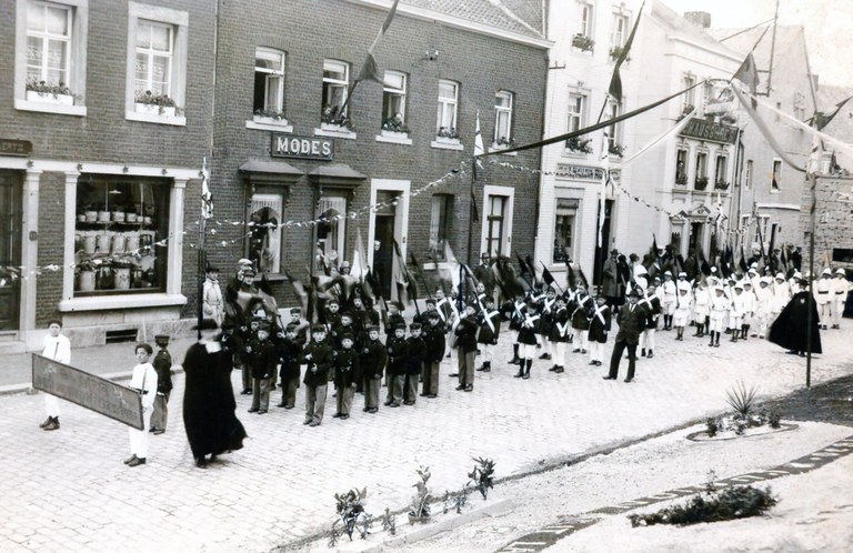 Fête de l'indépendance de la Belgique 1930 - Fernand Brée 001.bmp