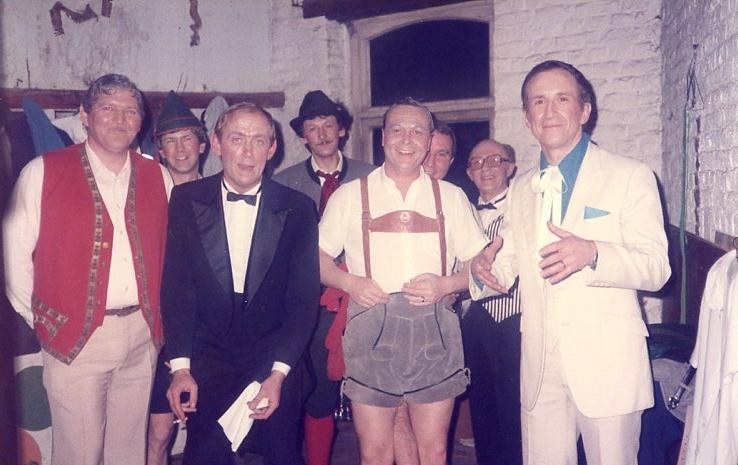 Spectacle L'Auberge du Cheval Blanc 1986 - Marie-Josée Bouche026.jpg