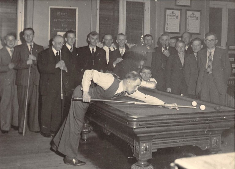 Le billard au Grand Café