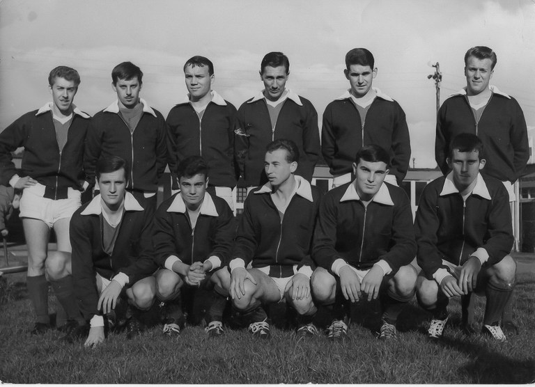 Football : équipe première en 1963.