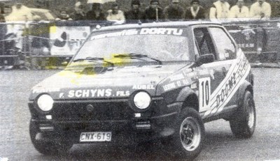 Voitures de rallye du pilote aubelois Jacky Dortu