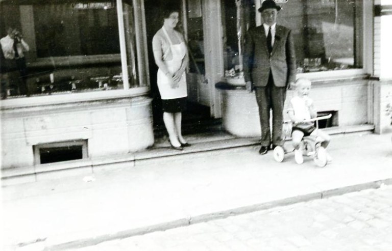 CP et Photos rue de la Station Magasin Proumen M Hougniet Années 60 - Marc Proumen044.jpg