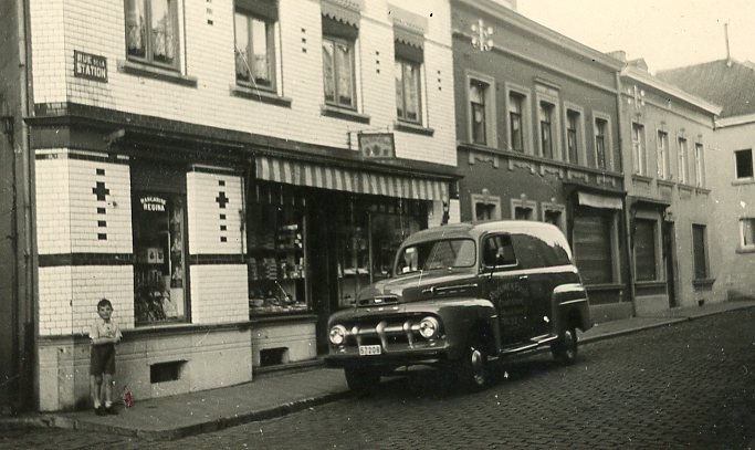 Cp et Photos rue de la Station Pâtisserie Salon consommation Confiserie Proumen Années 50 - Marc Proumen012.jpg