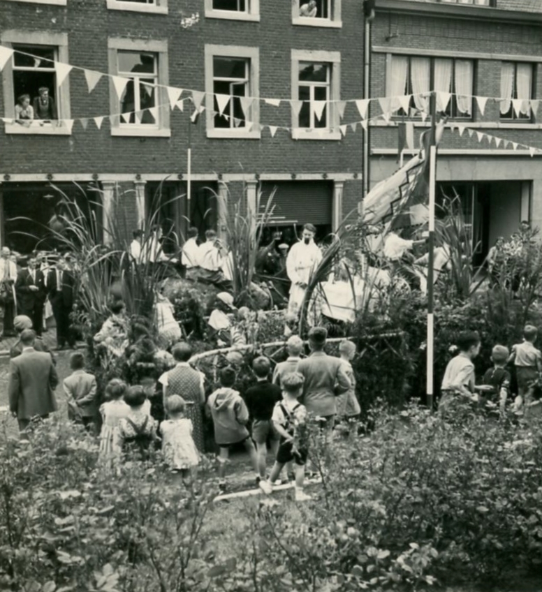 Première messe Beckers Jean Donsart août 1952 - Lecloux-Baltus Marie-Josée 003.jpg