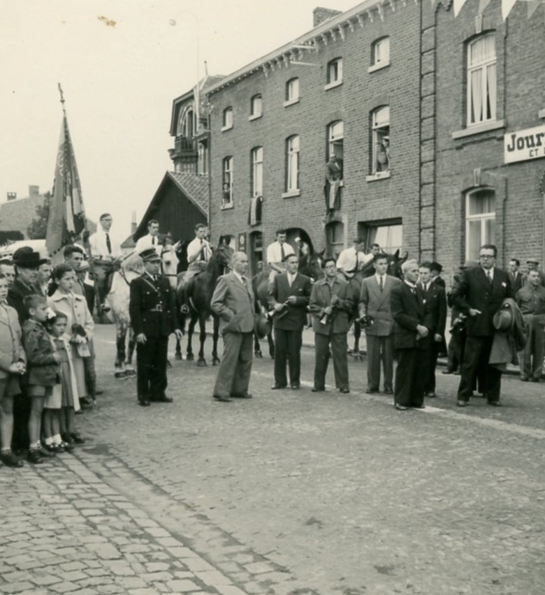 Première messe Beckers Jean Donsart août 1952 - Lecloux-Baltus Marie-Josée 004.jpg