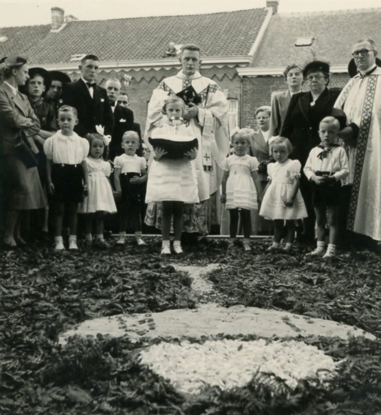 Première messe Beckers Jean Donsart août 1952 - Lecloux-Baltus Marie-Josée 007.jpg