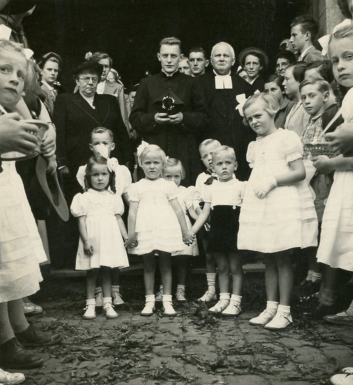 Première messe Beckers Jean Donsart août 1952 - Lecloux-Baltus Marie-Josée 012.jpg