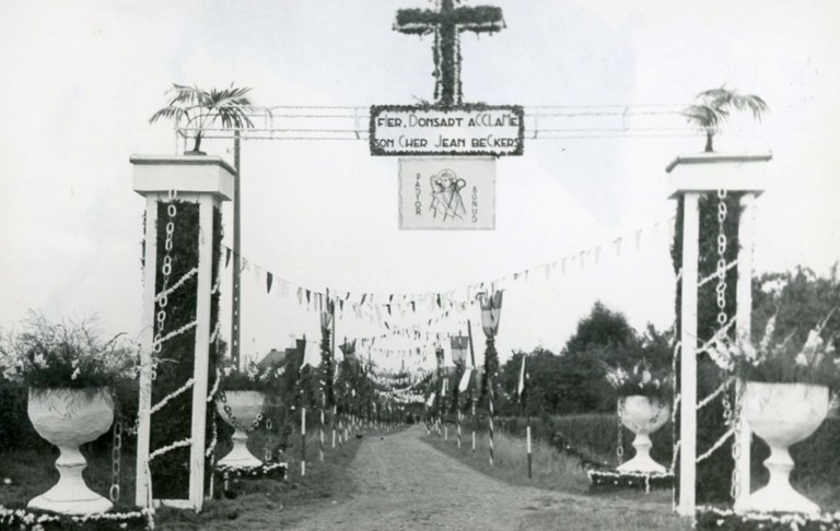 Première messe Beckers Jean Donsart août 1952 - Lecloux-Baltus Marie-Josée 017.jpg