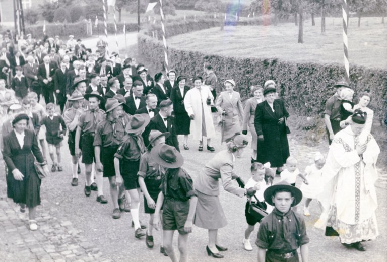 Première messe Beckers Jean Donsart août 1952 - Lecloux-Baltus Marie-Josée 025.jpg