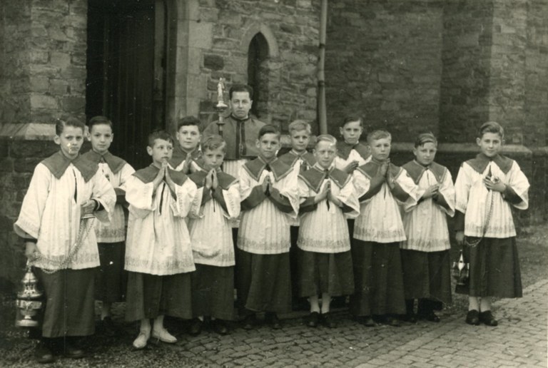 Les acolytes