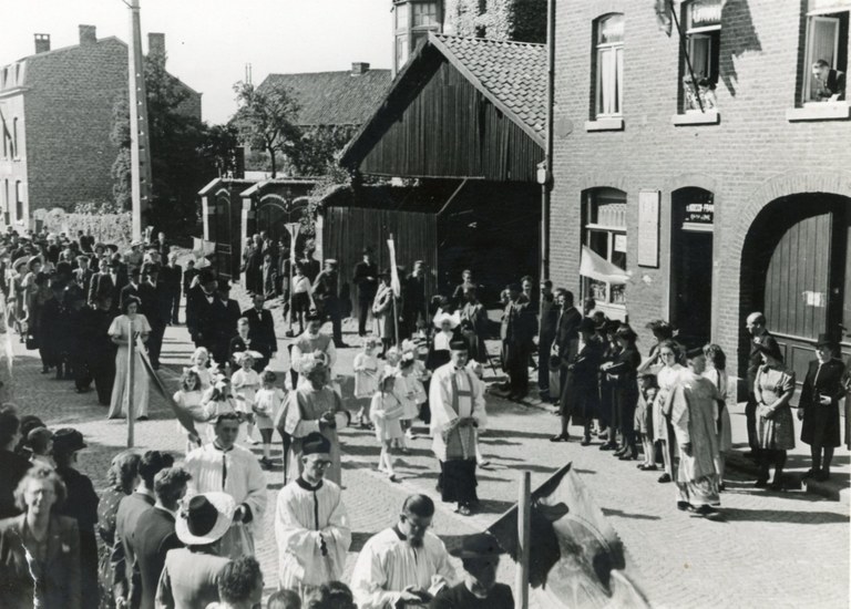 Première messe Joseph Halleux XXXX - Brée Yves028.jpg