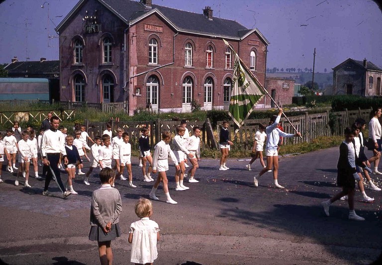 Procession Théo Piron 1970 - G Detry (3).JPG