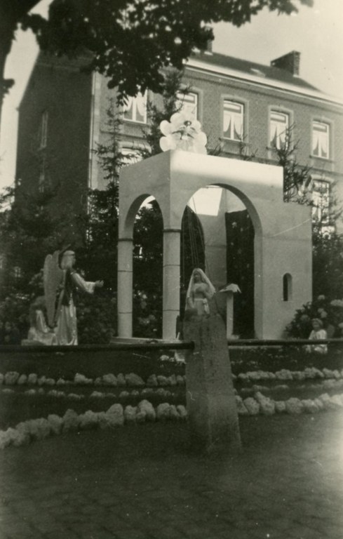 Le rosaire en 1949.